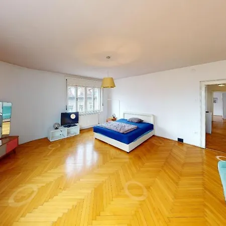 Family Friendly In The Center Lublana