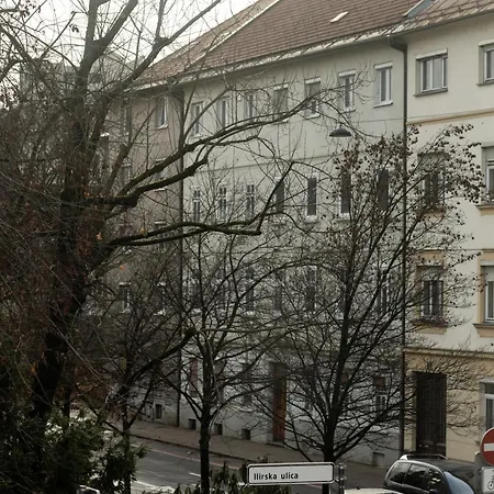 Family Friendly In The Center Apartament Lublana