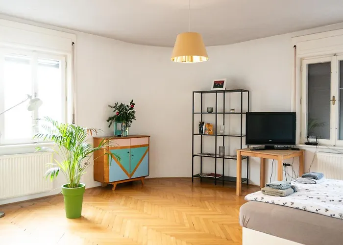 Family Friendly In The Center Apartament Lublana