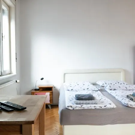 Family Friendly In The Center *